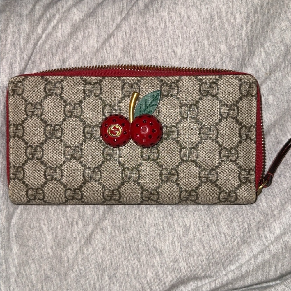 Gucci Cherry Long Zipper Wallet Large